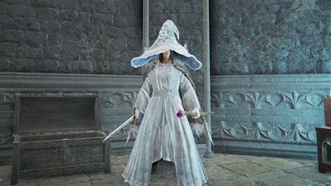 Currently, its impossible for me to equip a simple hat, the snow witch hat. . Elden ring snow witch set